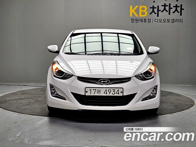 Hyundai AVANTE 2016 — photo 1