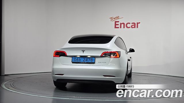 Tesla Model 3 2022 — photo 4
