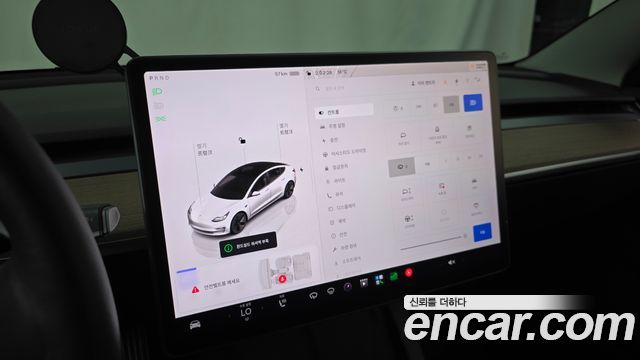 Tesla Model 3 2022 — photo 24