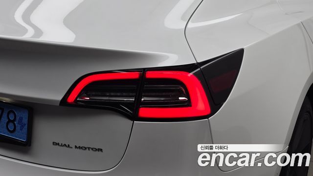 Tesla Model 3 2022 — photo 9