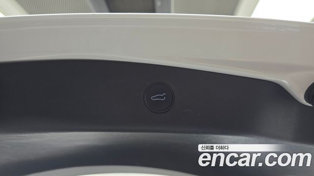 Tesla Model 3 2022 — photo 33