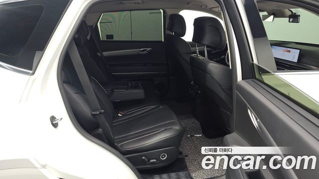 Genesis GV80 2024 — photo 11