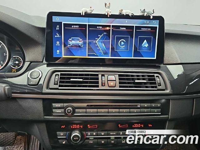 BMW 5-Series 2016 — photo 10
