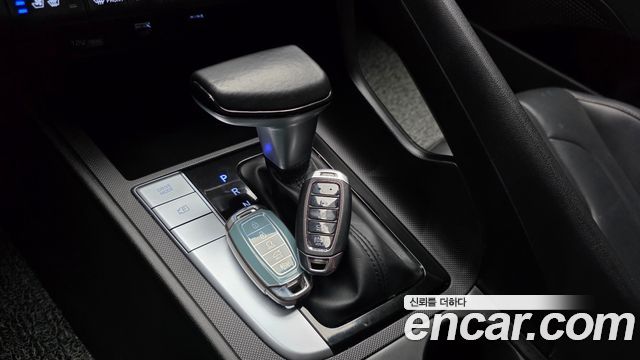 Hyundai AVANTE 2021 — photo 9