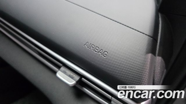 Hyundai AVANTE 2021 — photo 19