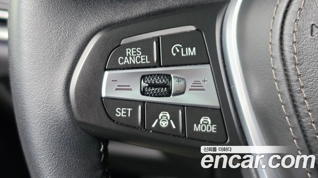 BMW X5 2022 — photo 23