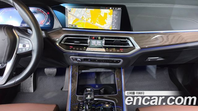 BMW X5 2022 — photo 25