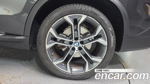 BMW X5 2022 — photo 7