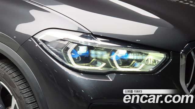 BMW X5 2022 — photo 8