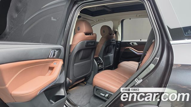 BMW X5 2022 — photo 30