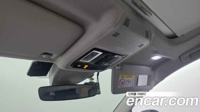 Volkswagen Golf 2023 — photo 21