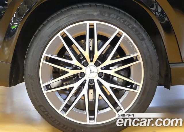 Mercedes-Benz GLE-Class 2024 — photo 5