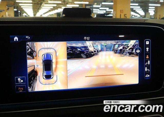 Mercedes-Benz GLE-Class 2024 — photo 16