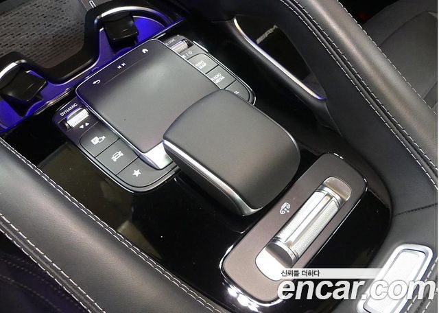 Mercedes-Benz GLE-Class 2024 — photo 17