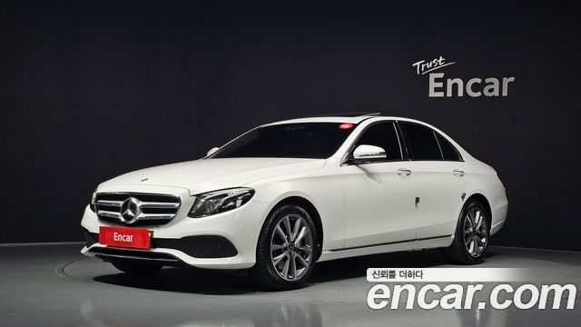 Mercedes-Benz E-Class 2019 — photo 1