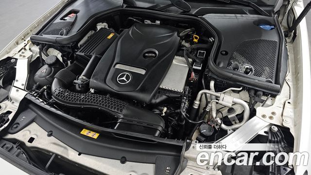 Mercedes-Benz E-Class 2019 — photo 6