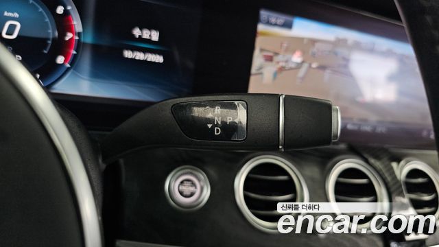 Mercedes-Benz E-Class 2019 — photo 33