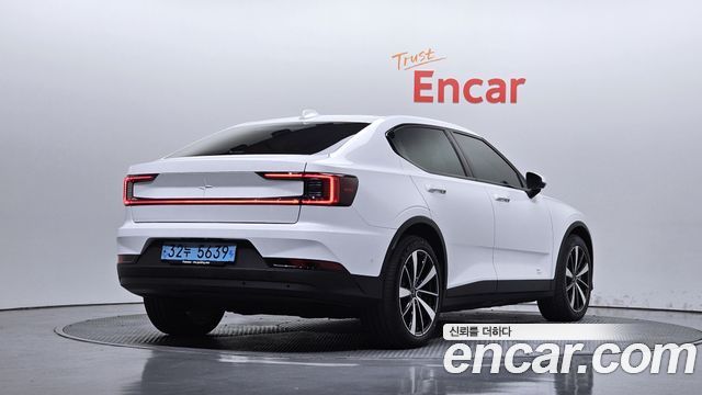 Polestar Polestar 2 2022 — photo 2
