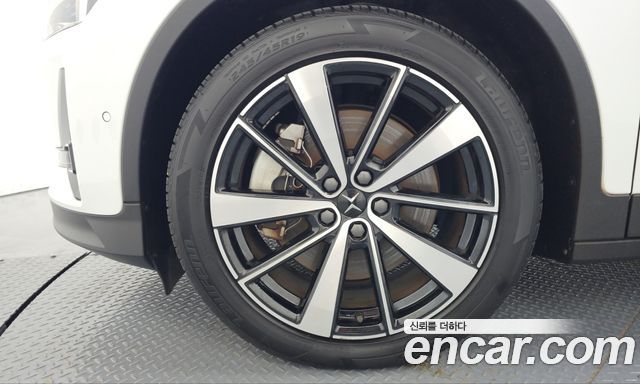 Polestar Polestar 2 2022 — photo 5