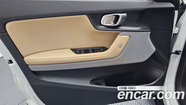 Polestar Polestar 2 2022 — photo 14