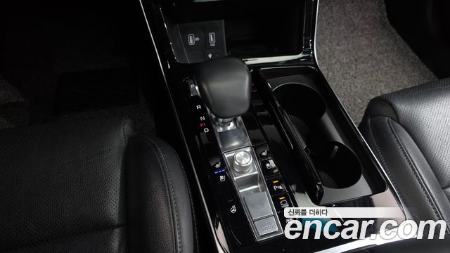 Kia K7 2020 — photo 12