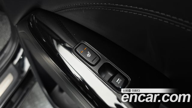 Kia K7 2020 — photo 30