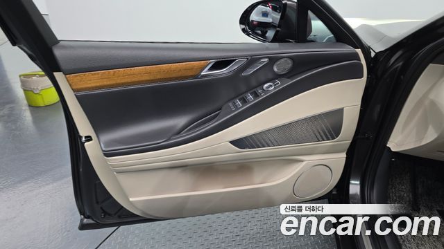 Genesis G80 2022 — photo 14