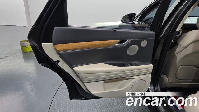 Genesis G80 2022 — photo 15