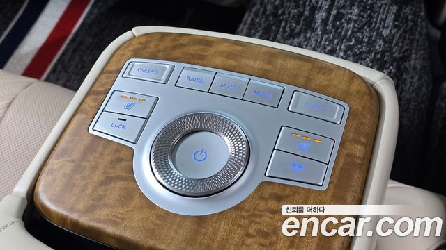 Genesis G80 2022 — photo 29