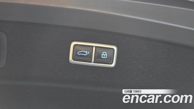 Genesis G80 2022 — photo 31