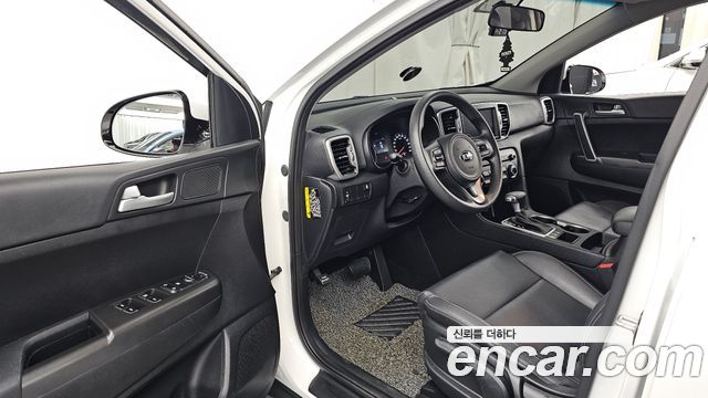 Kia Sportage 2018 — photo 10