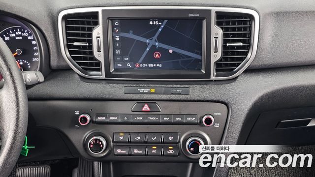 Kia Sportage 2018 — photo 13