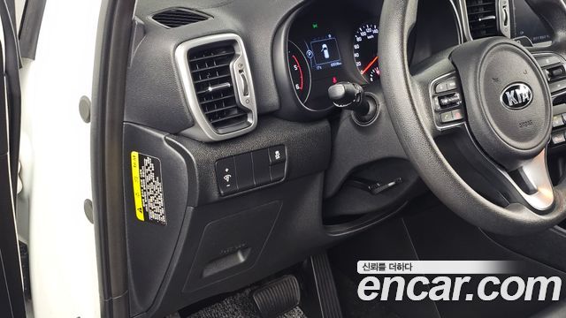 Kia Sportage 2018 — photo 18
