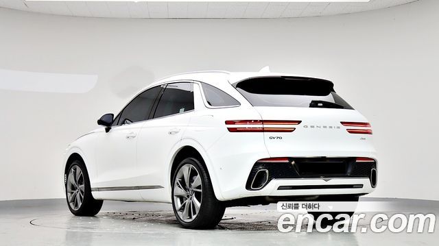 Genesis GV70 2023 — photo 4
