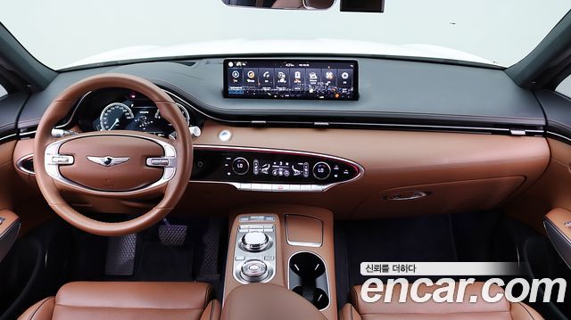 Genesis GV70 2023 — photo 9