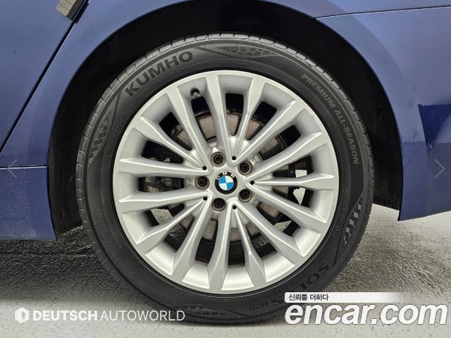 BMW 5-Series 2019 — photo 5