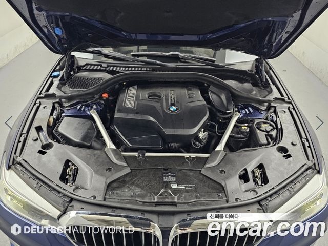 BMW 5-Series 2019 — photo 6