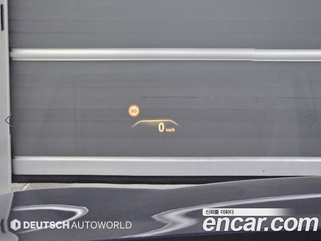 BMW 5-Series 2019 — photo 17