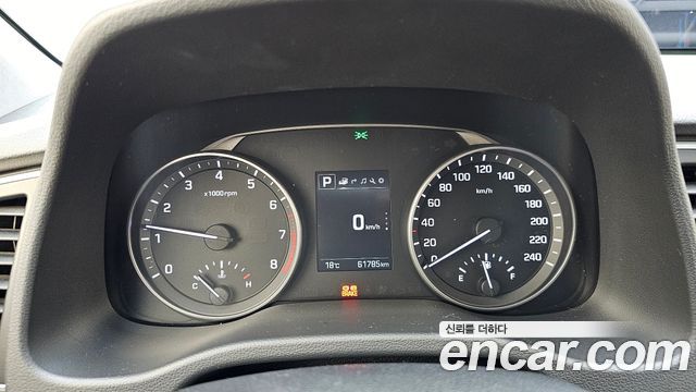 Hyundai AVANTE 2016 — photo 11