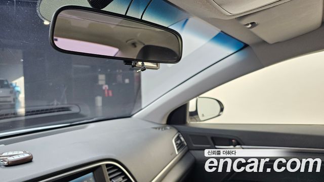 Hyundai AVANTE 2016 — photo 23