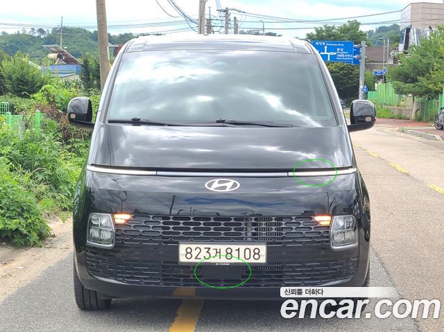 Hyundai Staria 2025 — photo 2