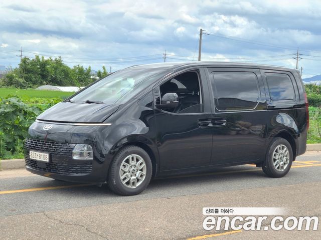 Hyundai Staria 2025 — photo 5
