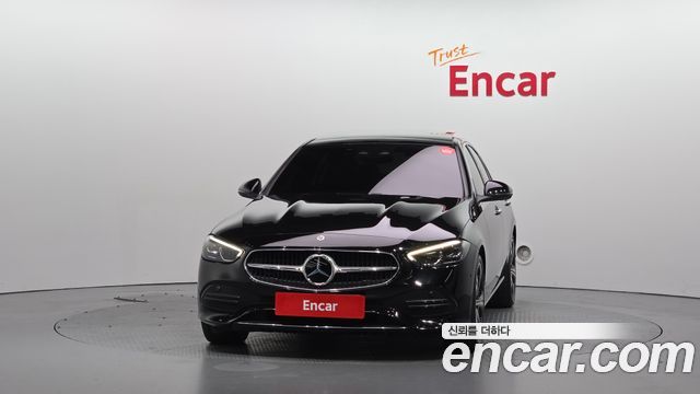 Mercedes-Benz C-Class 2023 — photo 3