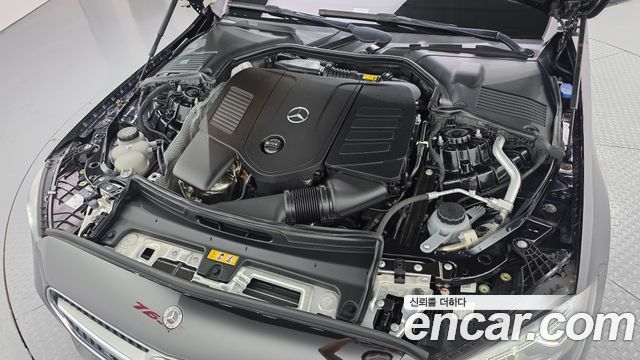 Mercedes-Benz C-Class 2023 — photo 6