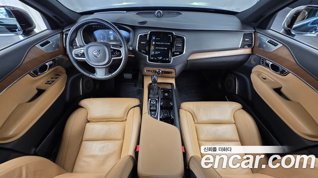 Volvo XC90 2018 — photo 7