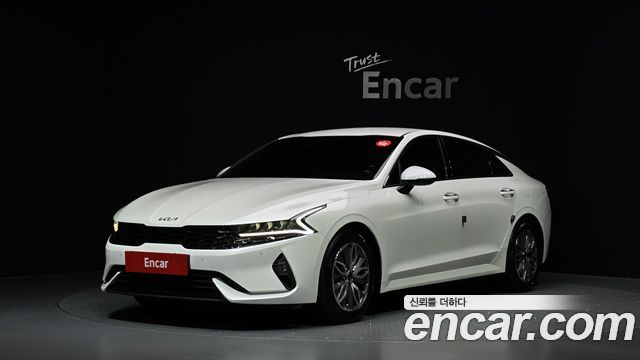Kia K5 2023 — photo 1