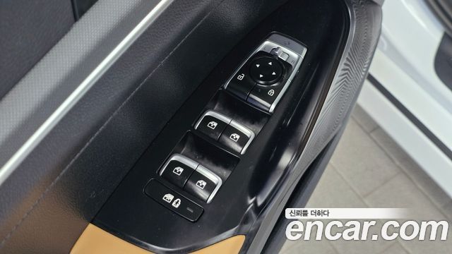 Kia K5 2023 — photo 28