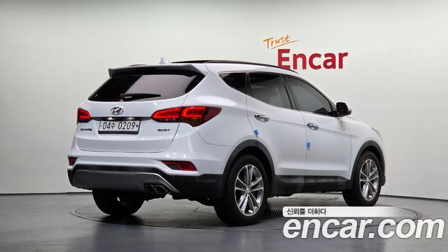 Hyundai Santafe 2016 — photo 2
