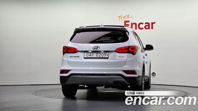 Hyundai Santafe 2016 — photo 4