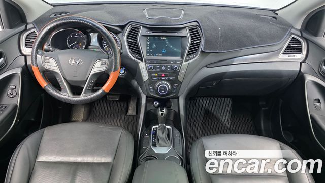 Hyundai Santafe 2016 — photo 10